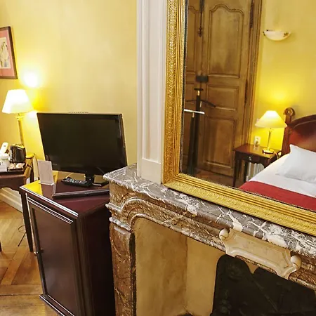 道松维拉酒店 南锡