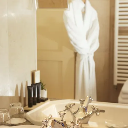 D'haussonville Νανσύ