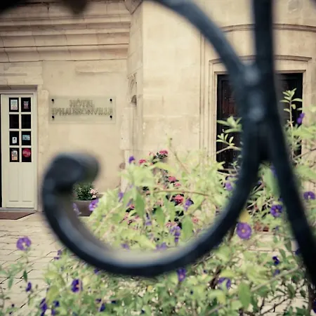 Ξενοδοχείο D'haussonville 4*