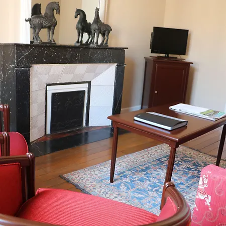 D'haussonville Νανσύ