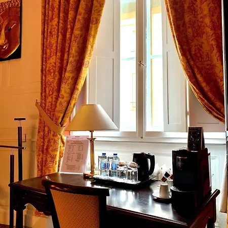 Hotell D'haussonville Nancy