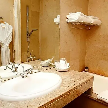D'haussonville 4* Νανσύ